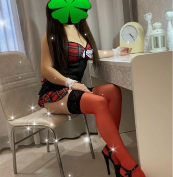 Сочная и соблазнительная красавица поможет тебе расслабиться после трудного дня. У меня ты откроешь для себя новые грани удовольствия. Фото мои, звони, не стесняйся! 5377, 19 лет