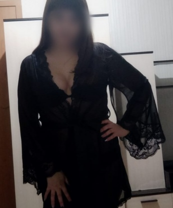 Живу в самой сердце Москвы, где создаю уникальные моменты разврата и наслаждения. Мои услуги насыщены страстью и энергией, которую я безоговорочно подарю только тебе. Открой дверь в мир интимного блаженства, где каждое мгновение наполнено желанием и наслаждением. Гарантирую полный релакс, фантастическую эмоциональную связь и незабываемые впечатления. Буду рада сделать твои мечты реальностью. Приходи, ведь незабываемое экстазное приключение ждет нас! 😘💋🌟 5957, 28 лет